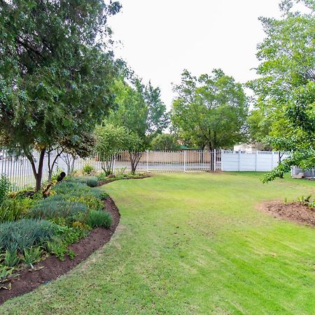 Gastehuis 17 Bloemfontein Eksteriør bilde